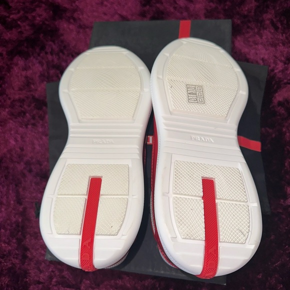 Red and gray Prada America’s Cup sneakers. Men’s size 40. - Picture 3 of 3